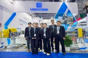 CHINAPLAS 2026 火热开展 郑州国产亚洲精久久久久久水蜜桃邀您共探橡塑新科技